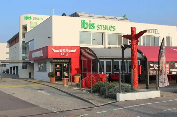 Ibis Styles Crolles Grenoble A41 à Crolles