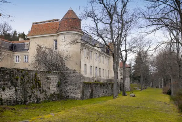 Château de Goutelas à Marcoux